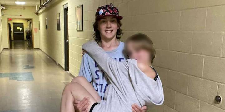 Candlelight vigil honors 13-year-old boy after drowning death in Marinette
