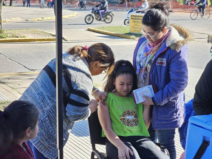BARRANQUERAS: Otra Jornada Exitosa De Vacunación En La Vereda Del Banco Del Chaco