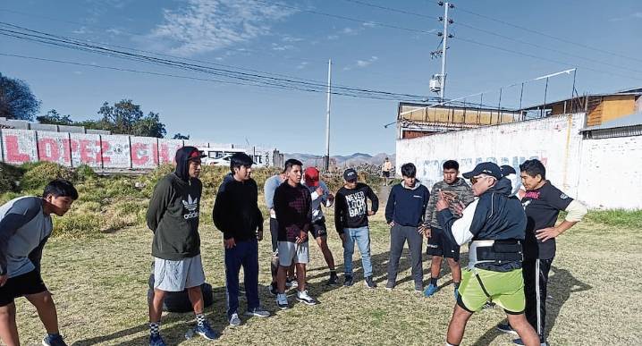 Arequipa: Boxeo al aire libre, una nueva alternativa