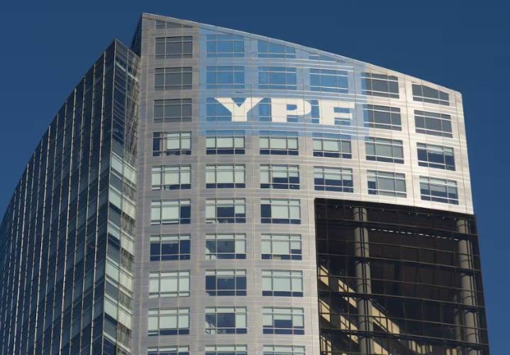 Juicio por YPF: incertidumbre y escándalo por presunto hackeo ruso