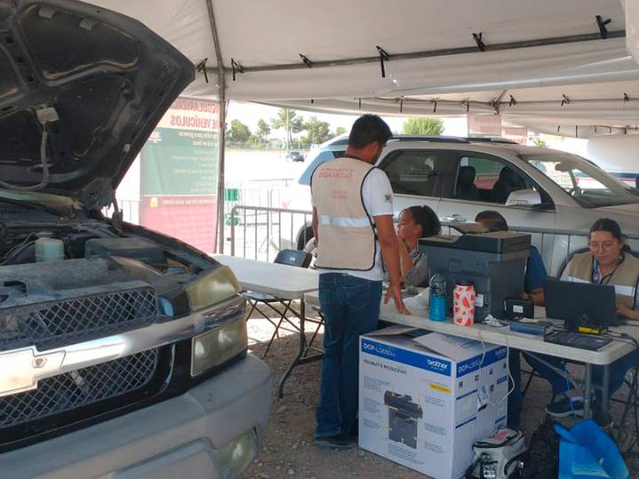 Autos regularizados por decreto pueden ser multados en EU: Aduanales