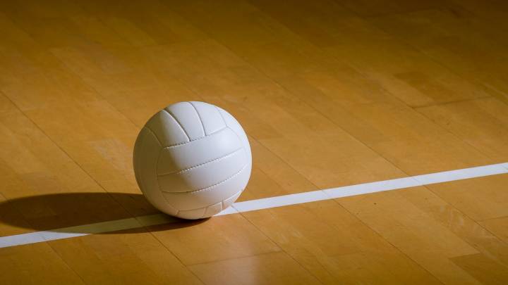 Illinois trans volleyball player incident unleashes parade of angry parents on school board meeting