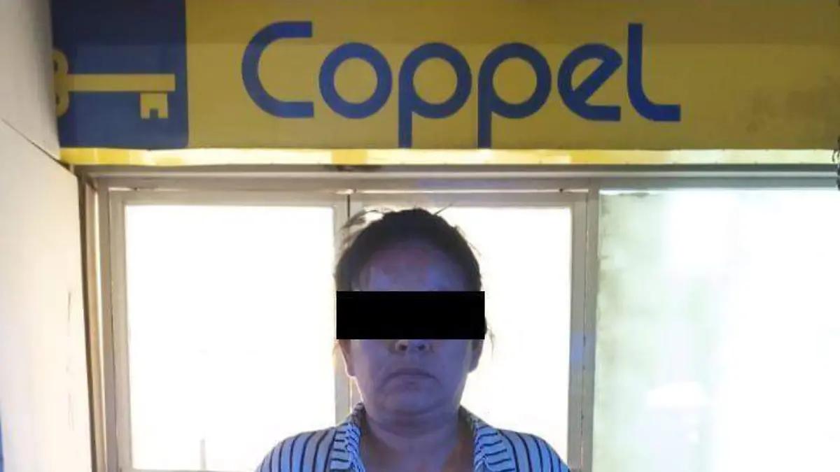 Mujer con 24 arrestos previos es detenida por asaltar un Coppel en León