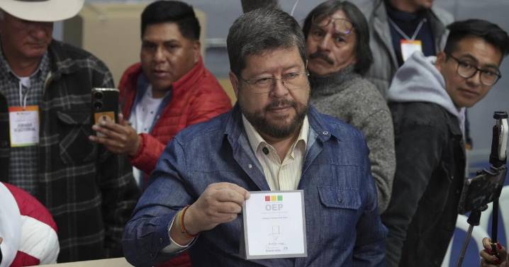 Bolivia celebra elecciones presidenciales con la derecha como favorita para regresar al poder