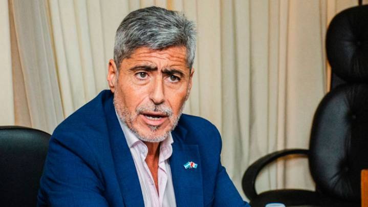 Córdoba se diferencia de la Nación en la tenencia de armas: "Es un peligro"