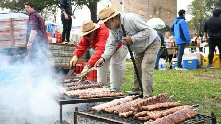 Cuarta edición de la Fiesta del Asado en Moquehuá, un encuentro que se afianza