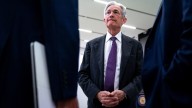 Jerome Powell insinúa que los esperados recortes de tasas llegarán pronto. Serán los primeros del mandato de Trump