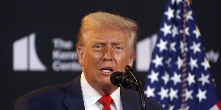 Trump anunció el inicio de una “gran investigación” sobre los muebles importados en EEUU y la posible aplicación de nuevos aranceles