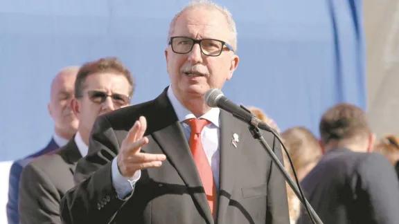Passalacqua les hizo una fuerte advertencia a sus ministros
