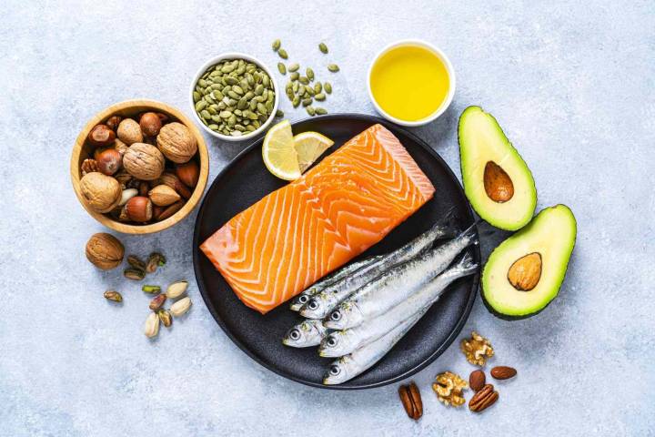 6 Foods That May Help Protect Against Alzheimer’s and Dementia