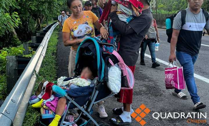 Avanza caravana de migrantes a Mapastepec en forma ordenada