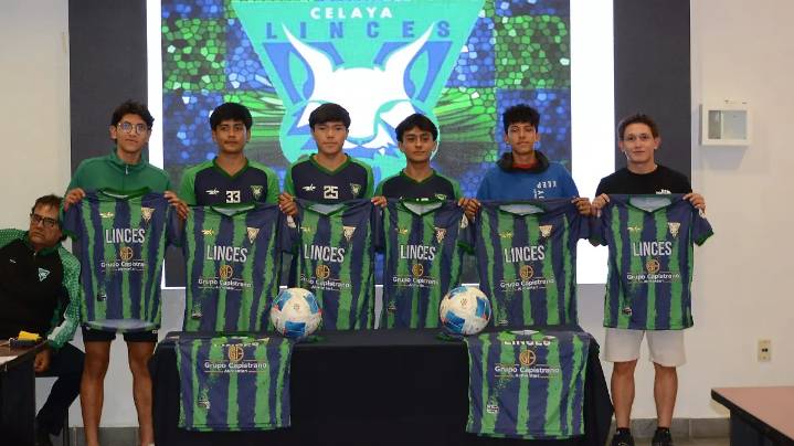 Jugadores de Celaya Linces firmaron su contrato con el equipo