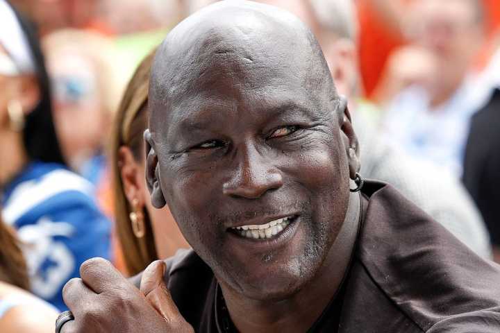 “These Sensitive M—”: One Michael Jordan Habit Puts Him Beyond Disrespectful Debate, Claims Millionaire Actor A famous comedian compares Michael Jordan to the new generation; says he is better in one 