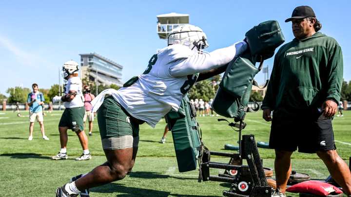 Michigan State football defensive tackles banking on deep experience