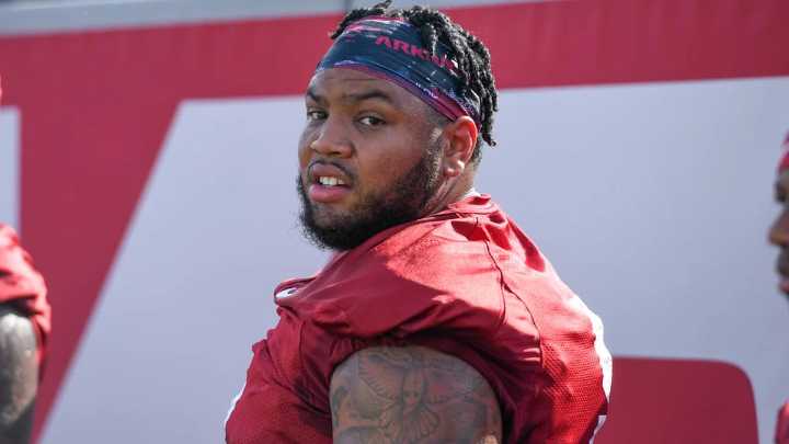 Arkansas Coach Makes Big NIL Revelation on 323lb Fifth Year Veteran