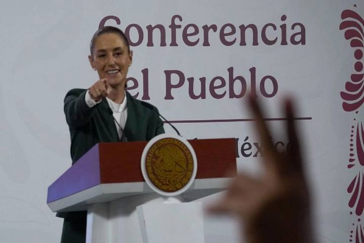 Estable la economía de México a pesar de políticas de EU: Sheinbaum