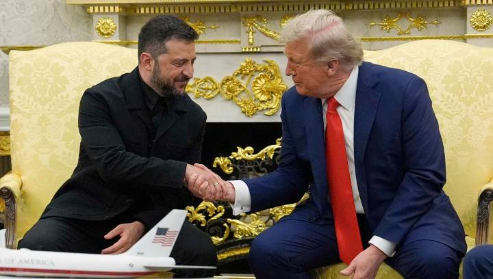 Zelenskyy meets with Trump and EU leaders under pressure for concessions to end Russia's invasion