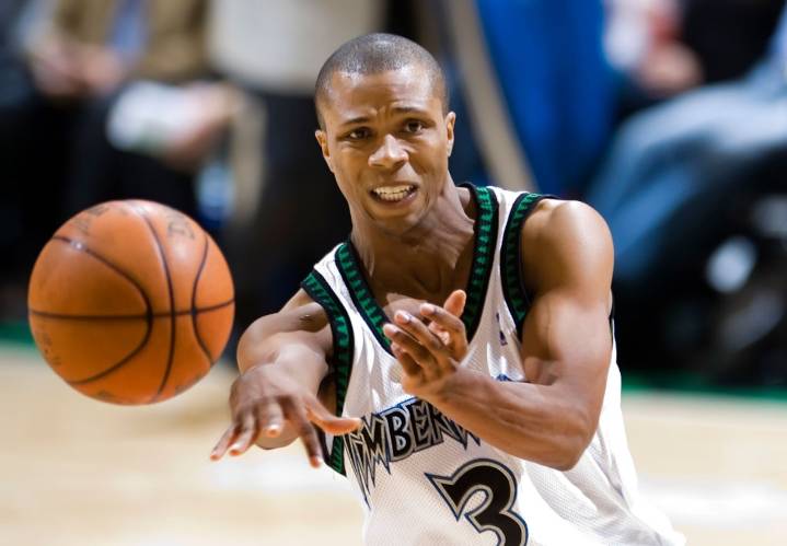 Former NBA player Sebastian Telfair asks Donald Trump to pardon him