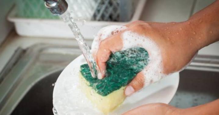 UK households issued word of warning over keeping washing up liquid in kitchen