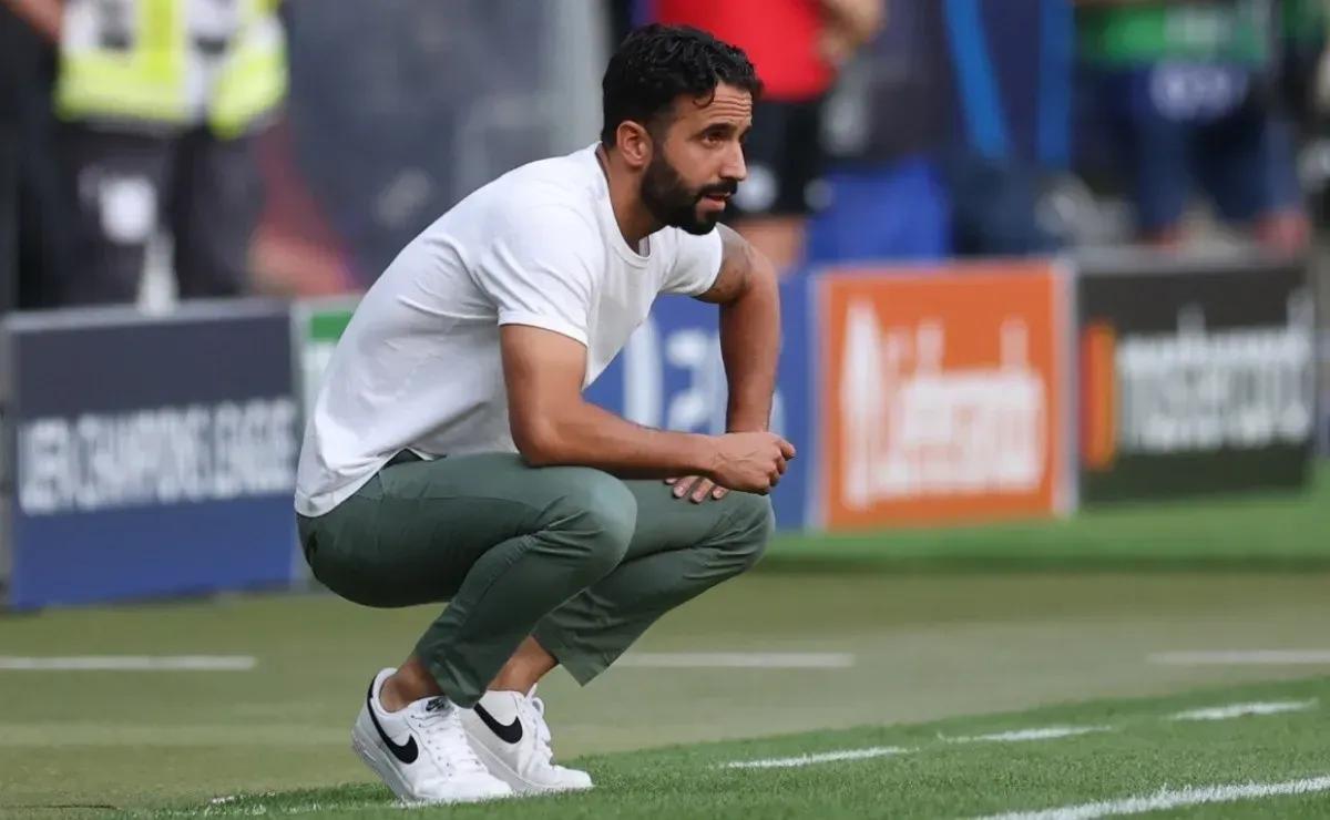 Manchester United manager Ruben Amorim alarming words after devastating loss to Grimsby Town