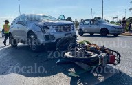 Joven motociclista resulta herido tras fuerte accidente en LEA rumbo al trabajo