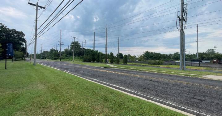 Railroad Avenue neighbors take traffic concerns to Middle Township Committee