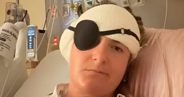 Mujer de EEUU descubre que tiene un tumor cerebral hace más de 15 años tras perder la audición durante un vuelo