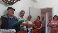Un modelo de solidaridad y compromiso con la tercera edad en un "pueblito" de Lugo