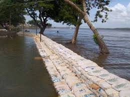 Orinoco a punto de desbordarse, alerta roja en Ciudad Bolívar