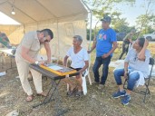 Brigada Arcoíris acerca servicios de salud y bienestar a la colonia Miravalles