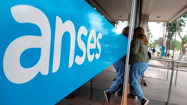 Calendario ANSES: quiénes cobran jubilaciones, pensiones y asignaciones este martes 19 de agosto