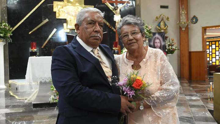 Celebran Cirilo y María Ángela 50 aniversario nupcial