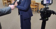 Sen. Hassan hosts Joint Economic Committee chair for innovation day in N.H.