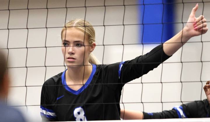 Volleyball: Ainsley Wilson stands up for Burlington Central