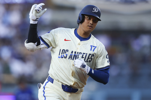 Ohtani conecta su 40mo jonrón y Snell domina a los Azulejos, en triunfo de Dodgers por 9