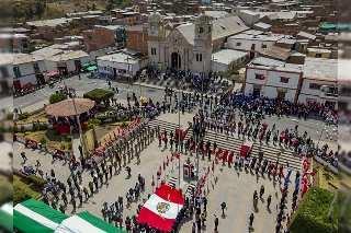 Tarata celebra 100 años de su reincorporación al Perú