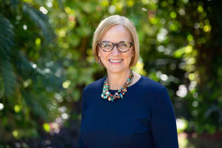 Poll: Eileen Higgins leads race for Miami Mayor, but not enough to avoid a runoff