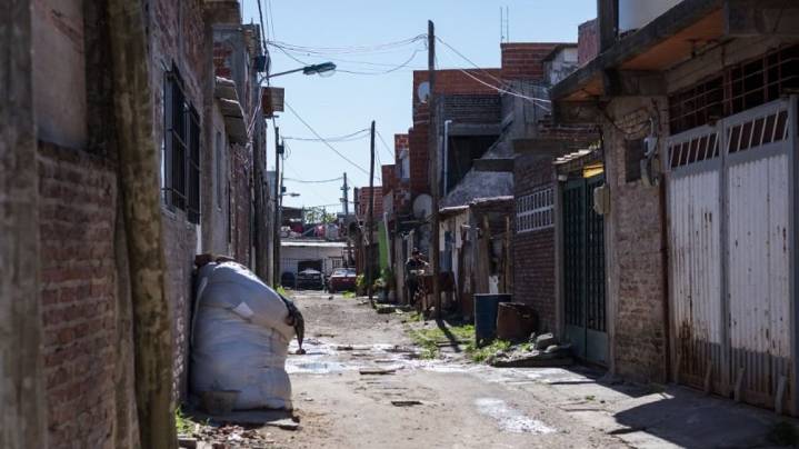 Un relevamiento mostró que sólo el 15 % de las viviendas de los barrios populares tiene calidad constructiva “suficiente”