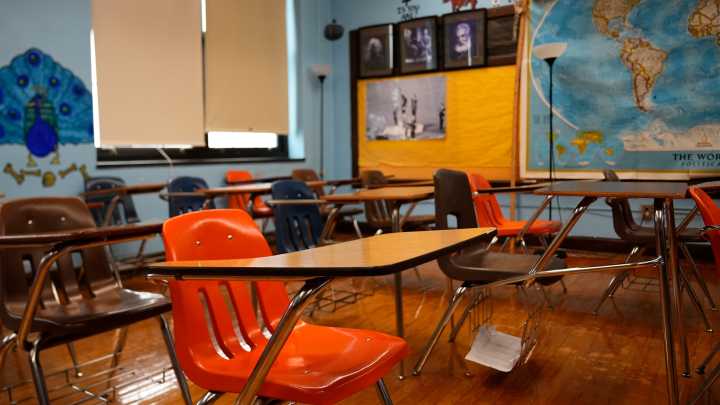 Columbus area schools adopt cell phone rules to align with Ohio law