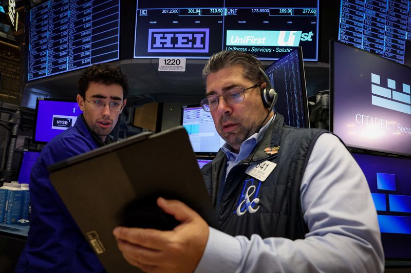US stock futures rise ahead of Powell's Jackson Hole speech