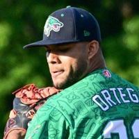 Jackfish sew up pennant: Welland clinches No. 1 seed with 5th straight win