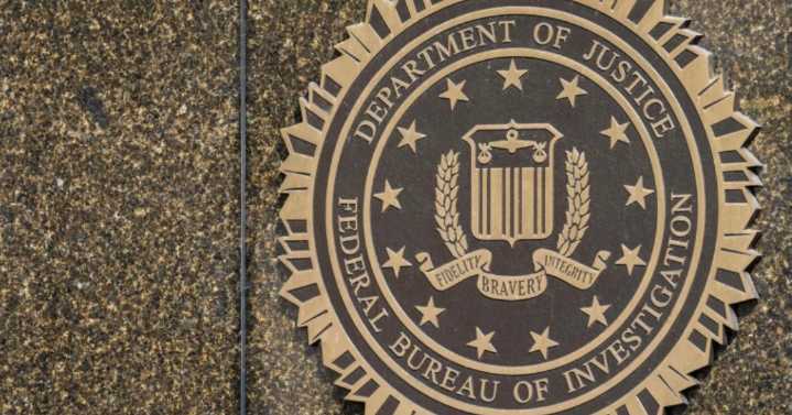 New Orleans FBI agent fired for claiming 'corruption' by federal prosecutors gets job back