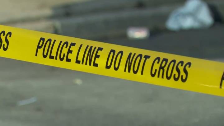 Hispano herido en la mano por ladrón latino enmascarado