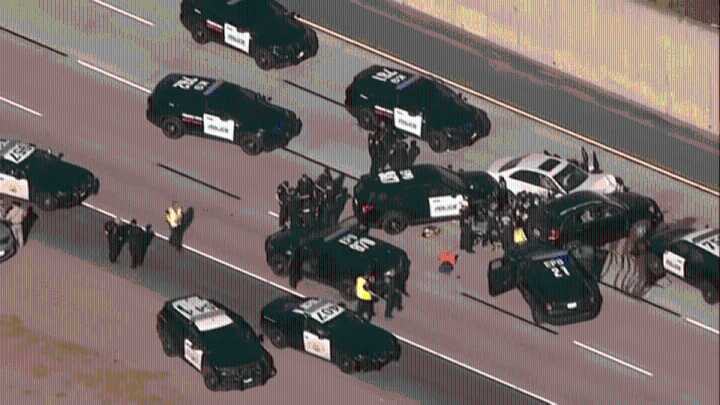 Watch LIVE: Police chase ends with crash on freeway in San Diego