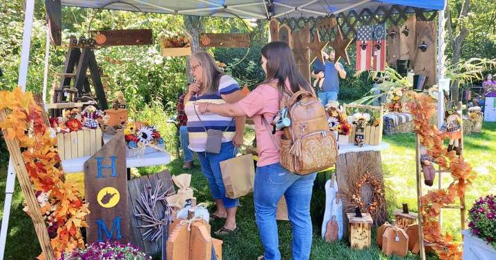Cask & Cornstalks: Crowds come out to celebrate coming of fall
