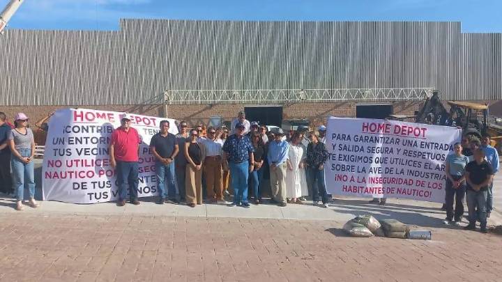 Vecinos de Altamira protestan contra The Home Depot: acusan violación de acuerdos