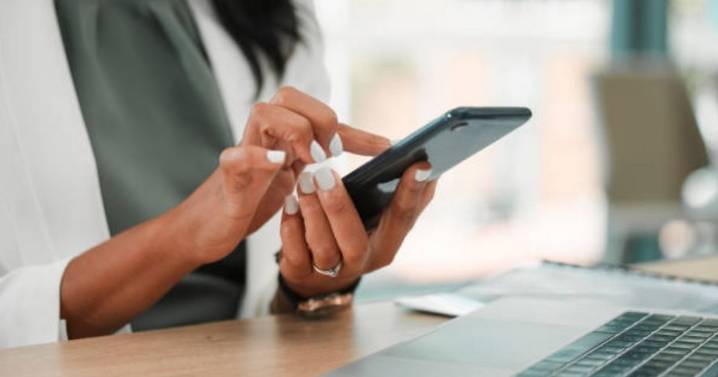 All UK mobile phones issued emergency alert and 'every second matters'