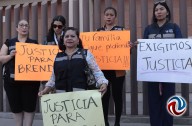 Exigen "justicia para Brenda" familiares y personal de la CEDH