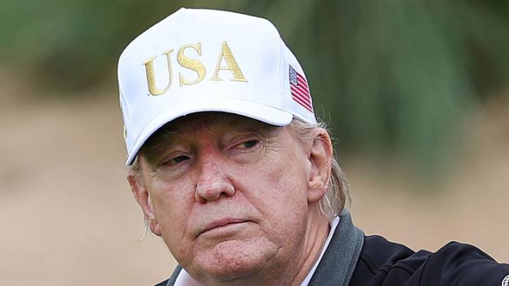 “Chicago’s a mess. You have an incompetent mayor”: Trump Threatens Military Crackdown in the Windy City