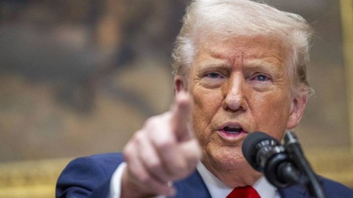 Trump sugirió que Rusia y Ucrania deberán "ceder territorio" para lograr la paz previo al encuentro con Putin